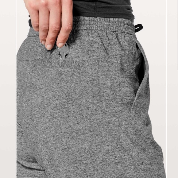 Lululemon Spring Break Away Short *4-way Stretch 3" Heather Lux Multi Black Sz 6 - Picture 4 of 9